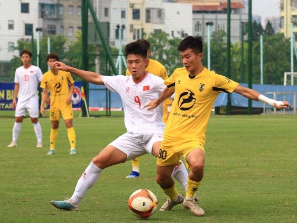 Dùng đội hình kém tuổi, U19 Việt Nam suýt tạo bất ngờ trong ngày ra quân giải đấu tại Trung Quốc