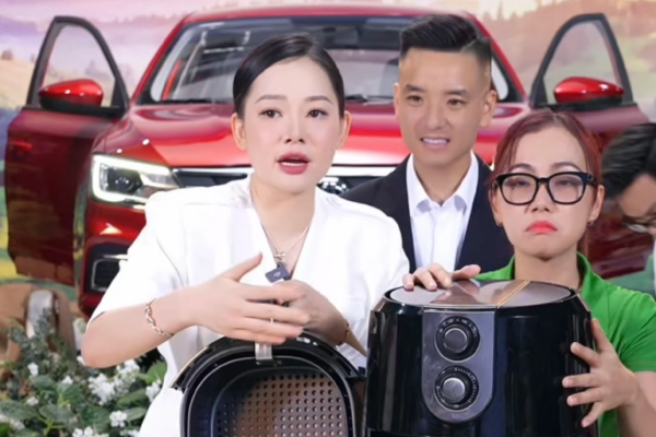 Phiên live 150 tỷ của Quyền Leo Daily: Mỗi phút kiếm 166 triệu, sau 2 tiếng doanh thu đã đạt 16 tỷ đồng, nhưng tụt hạng so với kỷ lục cũ!