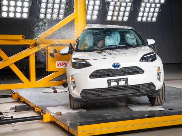 Nikkei: Túi khí Toyota chưa hoàn thiện nhưng vẫn nổ chuẩn xác, qua mặt bài kiểm tra nhờ 1 thủ thuật
