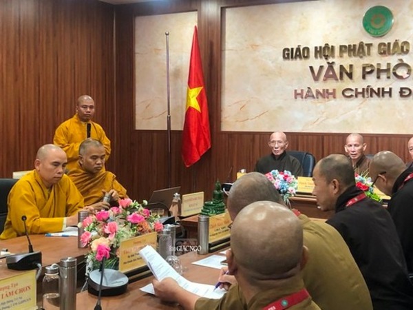 Đại đức Thích Nhuận Đức bị Giáo hội Phật giáo cấm thuyết giảng 1 năm