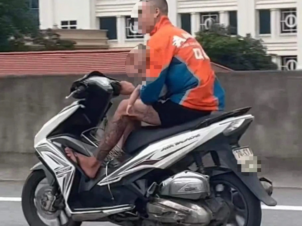 Xác minh nam thanh niên bế bé trai phóng xe máy trên đường Vành đai 3