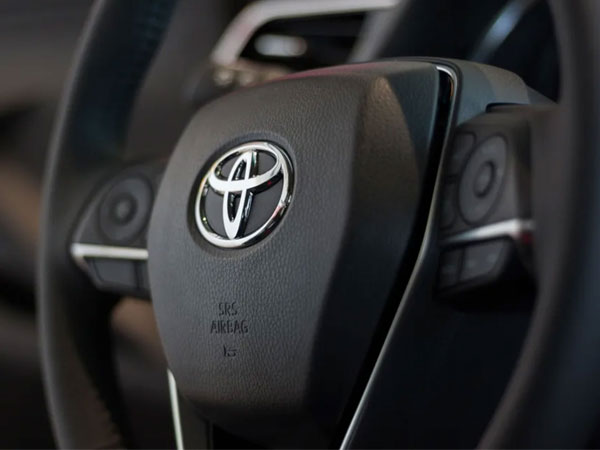 Chiêu trò gian lận thử nghiệm động cơ và túi khí của hãng xe Toyota