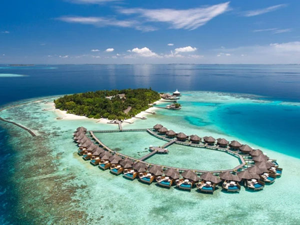 Du lịch Maldives tốn bao nhiêu tiền? Cô gái tiết lộ giá bất ngờ cho 1 đêm khách sạn: Chỉ ngang ở Việt Nam
