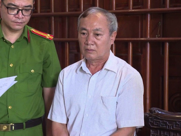 Bắt nguyên Bí thư xã ở Thanh Hóa liên quan tới giải phóng mặt bằng