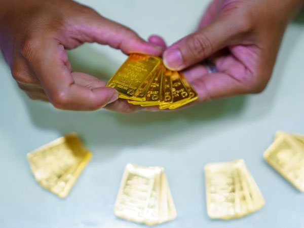 Ngân hàng Nhà nước ra công văn siết mua bán vàng miếng SJC tại cửa hàng