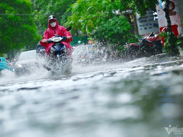 Dự báo thời tiết 8/6/2024: Bắc Bộ mưa rất to, có nơi trên 120mm