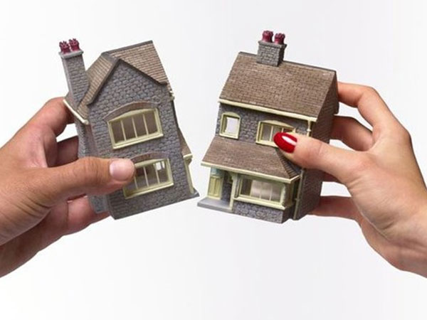 Lúc bố chồng chia tài sản, chị giúp việc quỳ xuống cầu xin một câu liền được ông chia cho nửa gia tài: Nỗi xấu hổ muốn độn thổ