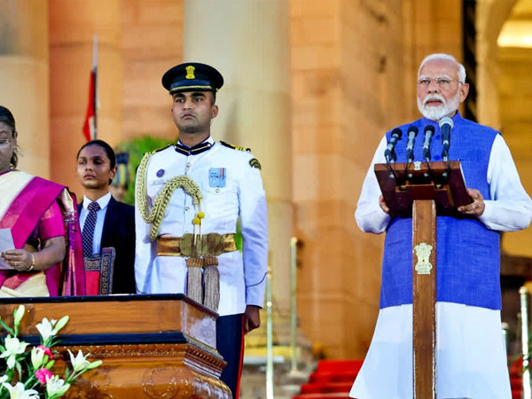 Thủ tướng Ấn Độ Narendra Modi tuyên thệ nhậm chức nhiệm kỳ 3