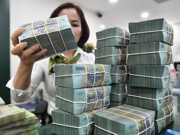 Lãi suất tăng, thời kỳ tiền rẻ sắp hết?
