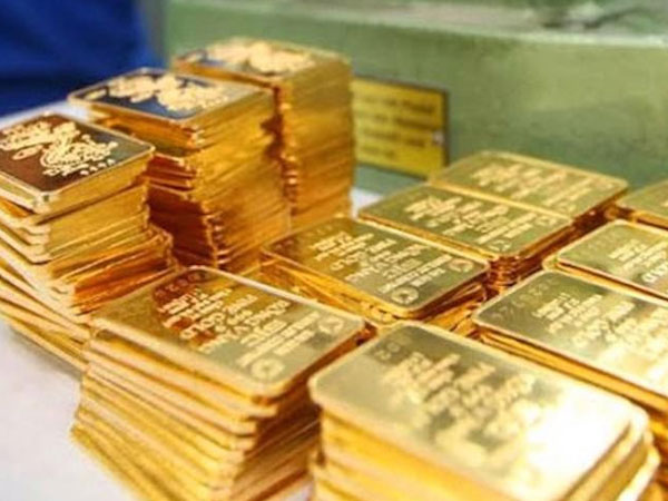 Ngân hàng bán vàng miếng SJC: Tăng điểm bán, giá giữ nguyên