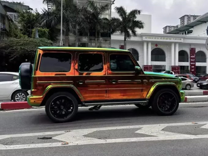 Ngắm Mercedes-AMG G63 bản 'tắc kè hoa' của đại gia Quảng Ninh