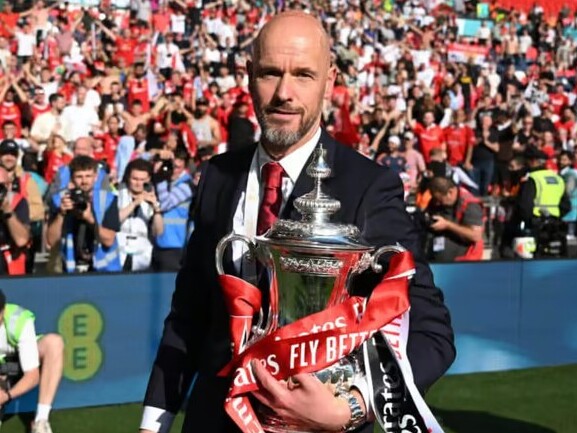 Man United chốt tương lai của Erik ten Hag