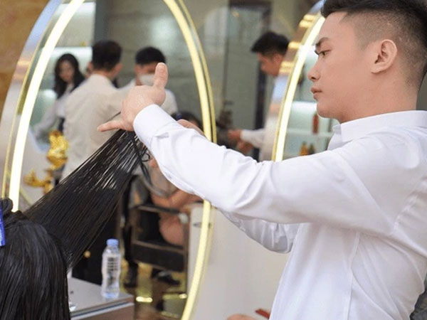 Các bên lên tiếng vụ salon tóc bị tố 'ăn chặn' tóc hiến tặng bệnh nhân ung thư: Khác xa đồn đoán trên mạng!