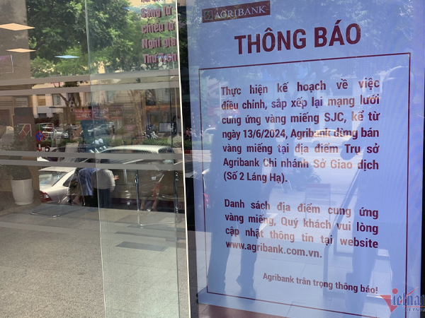 Sau 1 phút mở đăng ký mua vàng online, trang web ngân hàng đã quá tải
