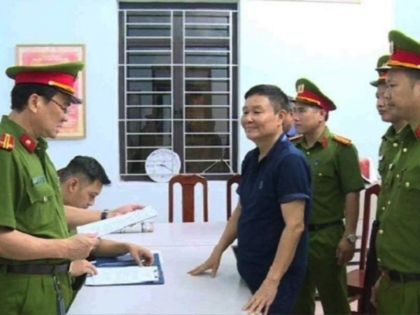 Bắt 2 cán bộ ở Thái Bình liên can vụ doanh nhân La 'điên'