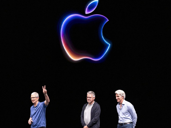 Apple đã làm gì để đưa ChatGPT lên iPhone mà không tốn một đồng nào?