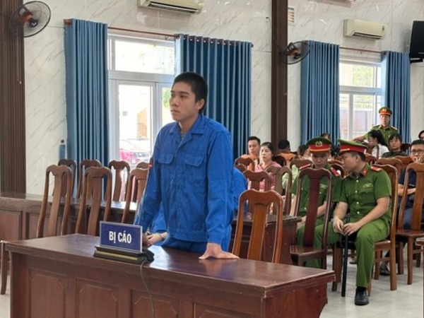 Đã Nẵng: Cướp giật xong đi đầu thú vì ăn năn