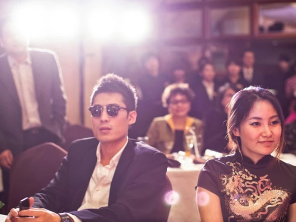 Đột nhập buổi blind date của giới siêu giàu: Tài sản trên 350 tỷ mới được tham gia, tiêu chí mai mối người thường khó có thể hình dung
