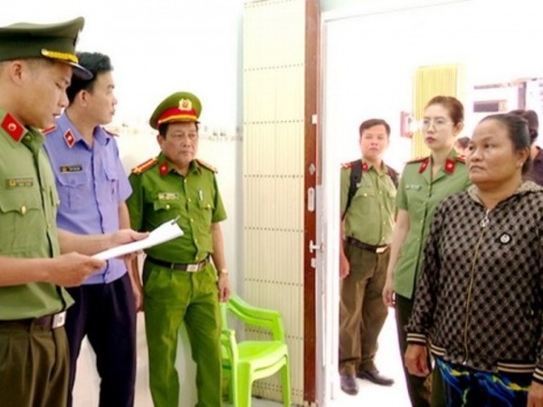 Nhiều phụ nữ ly hôn bị dụ sang Trung Quốc 'lấy chồng giàu'