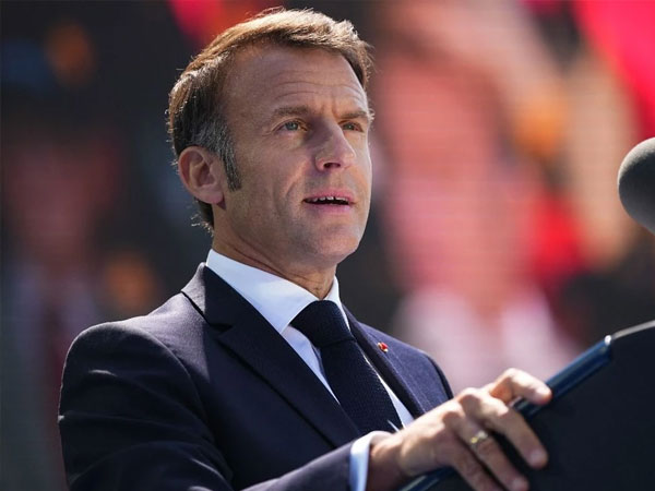 Tỷ lệ ủng hộ Tổng thống Pháp Macron giảm mạnh