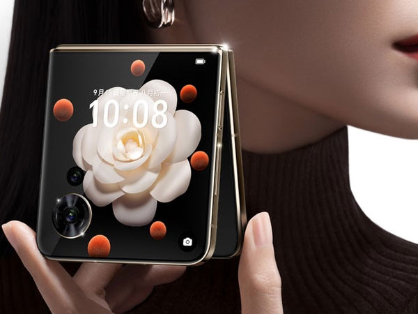 Điện thoại màn hình gập đầu tiên của Honor ra mắt để thách thức Samsung