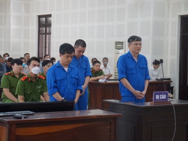 Nhận hối lộ, giám đốc trung tâm đăng kiểm Đà Nẵng lĩnh án 8 năm tù