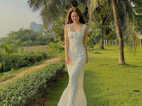 Phạm Quỳnh Anh gợi ý 10 set đồ đơn giản giúp phụ nữ trên 40 tuổi trẻ hóa phong cách