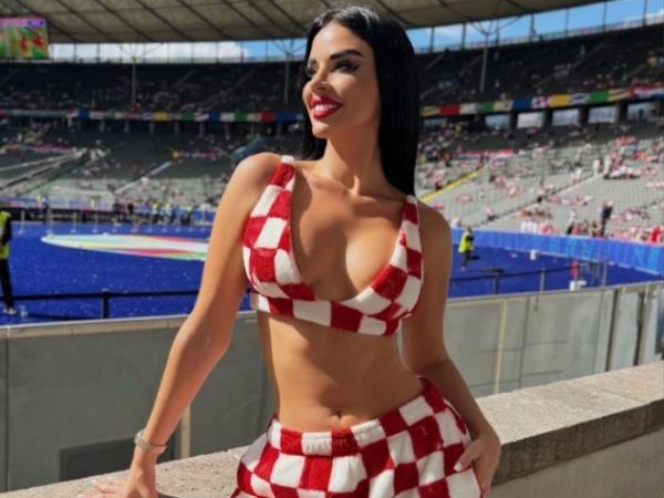 Nữ CĐV nóng bỏng nhất thế giới gặp 2 kiếp nạn tại EURO 2024