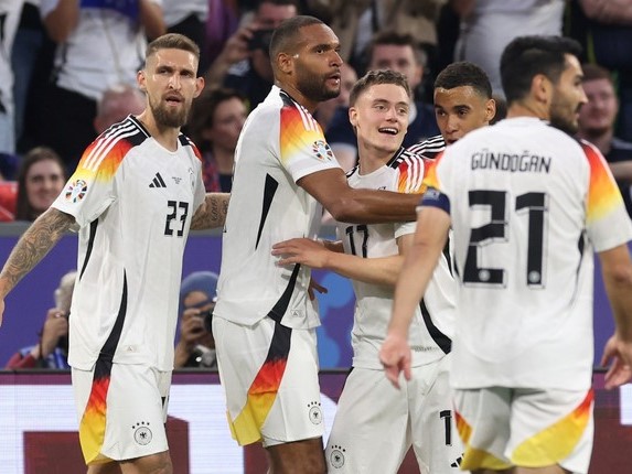 Lịch thi đấu và trực tiếp EURO 2004 hôm nay 19/6: Vé sớm cho người Đức?
