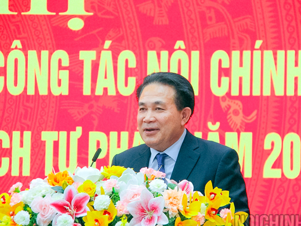 Phó ban Nội chính Trung ương Nguyễn Văn Yên bị cách tất cả chức vụ trong Đảng