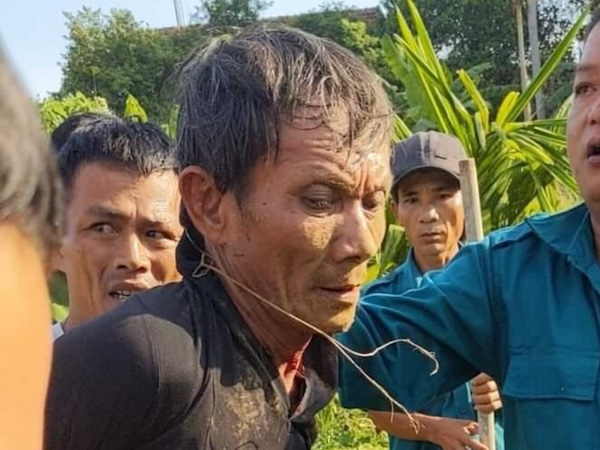 Bắt nóng nghi phạm thảm sát 4 người trong cùng một gia đình