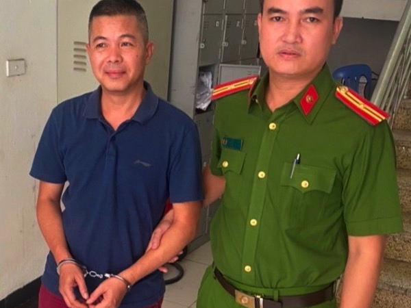 Cựu thanh tra xây dựng mạo danh Phó Chủ tịch thành phố Hà Nội để lừa đảo