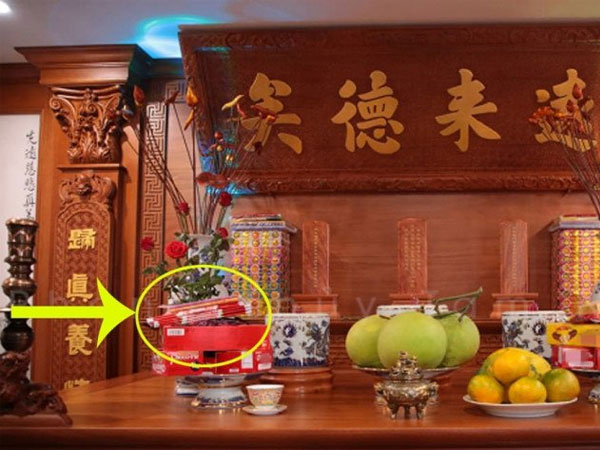 Cúng ngày Rằm và mùng 1, khi đặt tiền vàng mã lên bàn thờ cẩn thận điều này tránh phạm kỵ kẻo mất lộc
