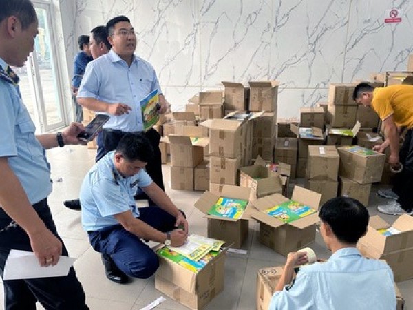 Triệt phá đường dây làm giả 4 triệu cuốn sách giáo khoa tại Đà Nẵng, TP HCM