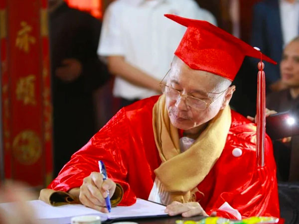 'Trường hợp hoàn tất học tiến sĩ của Thượng tọa Thích Chân Quang là rất hiếm'