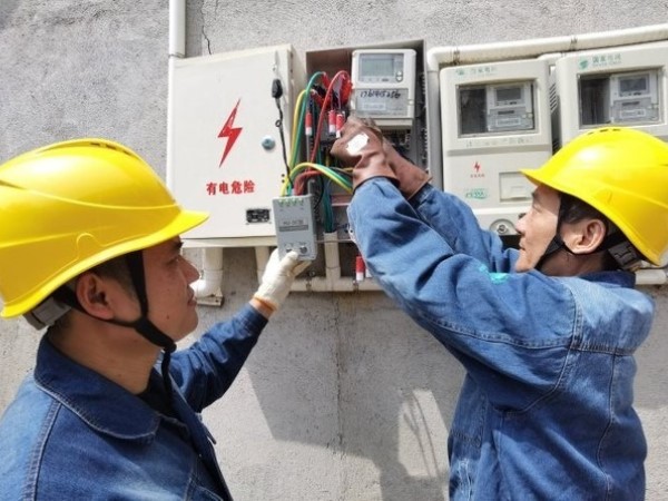 Phát hiện dòng điện bất thường trong 1 công ty, thợ điện đến tận nơi điều tra: Kẻ trộm hơn 37.558 kWh điện bị công an bắt giữ