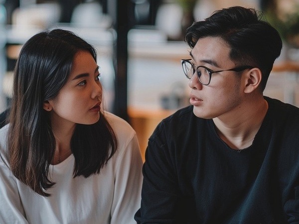 Gia đình trẻ khiến dân tình 'đứng hình': Thu nhập 43 triệu, muốn tiết kiệm 1 tỷ nhưng mỗi tháng đi chơi hết 12 triệu