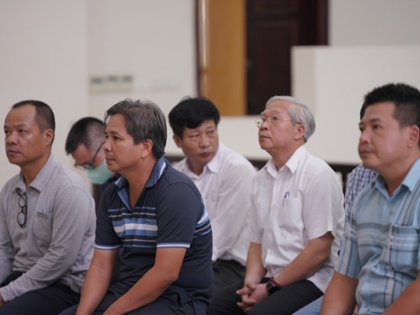 Cựu Tổng giám đốc VEC xin được hưởng án treo và giảm án cho cấp dưới