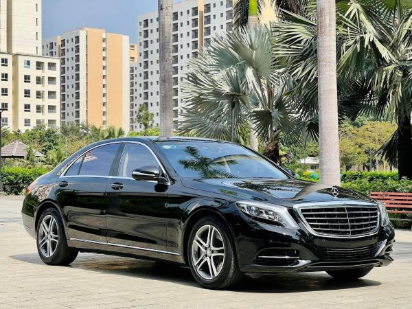 Xe sang Mercedes-Benz S400L đi 7 năm rớt giá gần 3 tỷ đồng