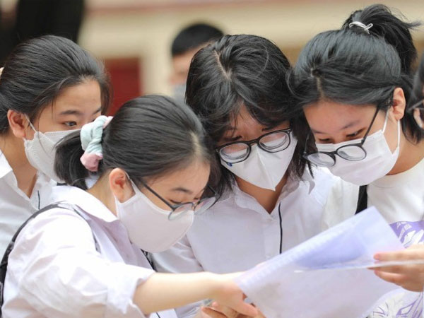 Đề thi môn Toán tốt nghiệp THPT năm 2024