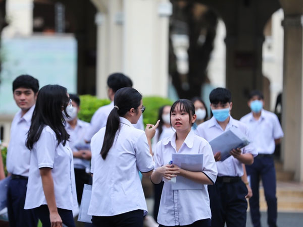 'Đất nước' vào đề thi môn Ngữ Văn tốt nghiệp THPT năm 2024