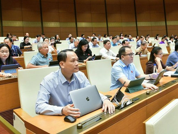 Quốc hội thống nhất cấm tuyệt đối nồng độ cồn