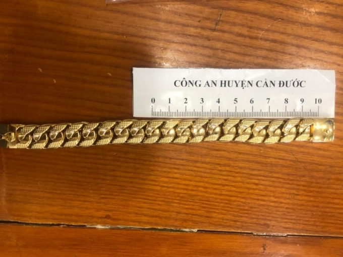 Nghi phạm 17 tuổi cướp tiệm vàng tại Long An, bị bắt khi lẩn trốn ở TPHCM