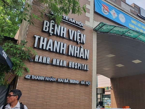 Người đàn ông ở Hà Nội bức xúc vì bác sĩ khiến anh phải lên bàn mổ nhiều lần