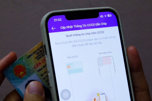 Vì sao gặp khó khi xác thực căn cước với ứng dụng ngân hàng, ví điện tử?