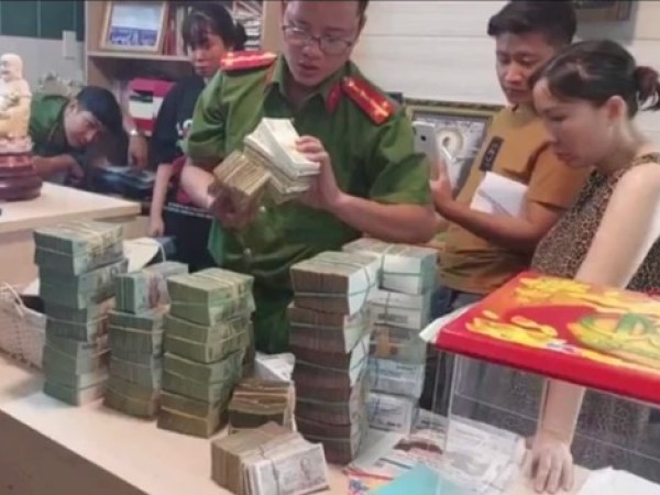 Triệt phá đường dây rửa tiền 'khủng' ở TP HCM: Bắt tạm giam người đại diện pháp luật 116 công ty