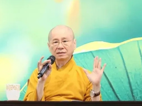 Thượng tọa Thích Chân Quang hiến kế thả bong bóng chống biến đổi khí hậu: Bất khả thi?
