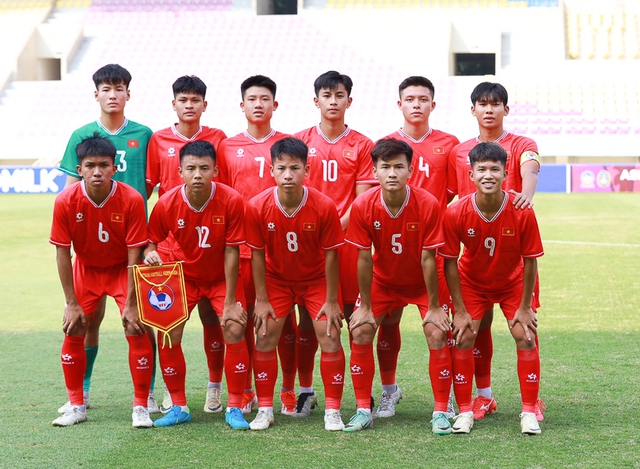 Tuyển Việt Nam thua ngược Thái Lan theo kịch bản nghiệt ngã