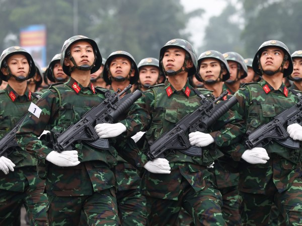 Chi tiết bảng lương của sĩ quan Quân đội sau tăng lương cơ sở