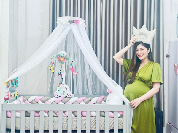 Diễn viên Thanh Trúc đã sinh con gái đầu lòng